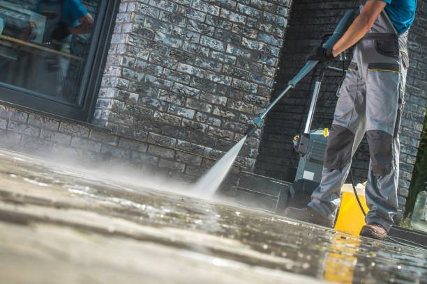 Best Pool Deck Cleaning in Minnetrista, MN